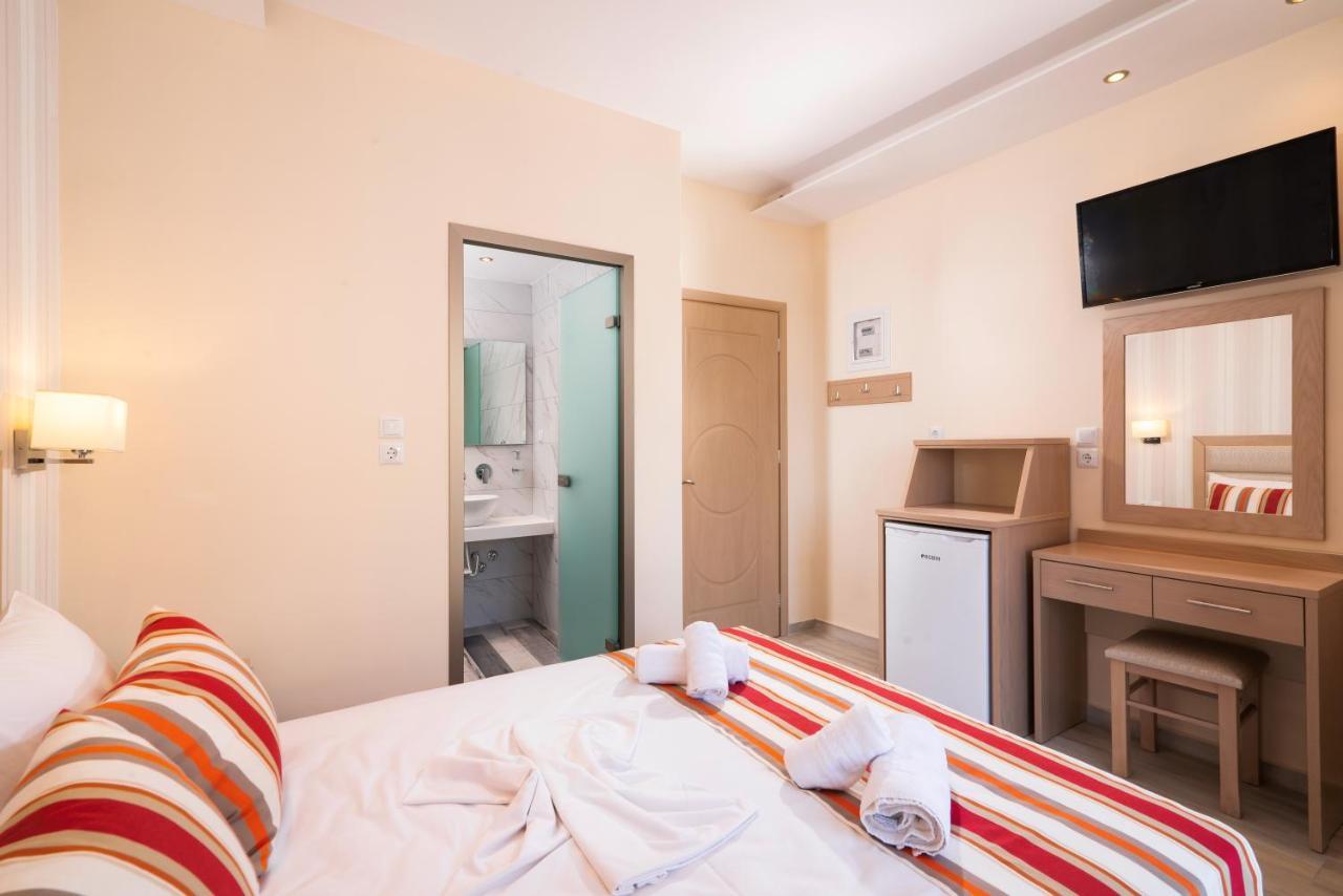 Star Bay Luxury Aparthotel Limenaria  Exteriör bild